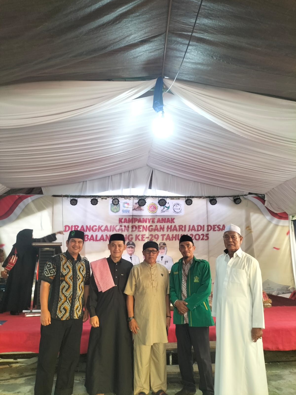 “Bersinergi Membangun Negeri: UIN Palopo dan Semangat Pengabdian Mahasiswa”.