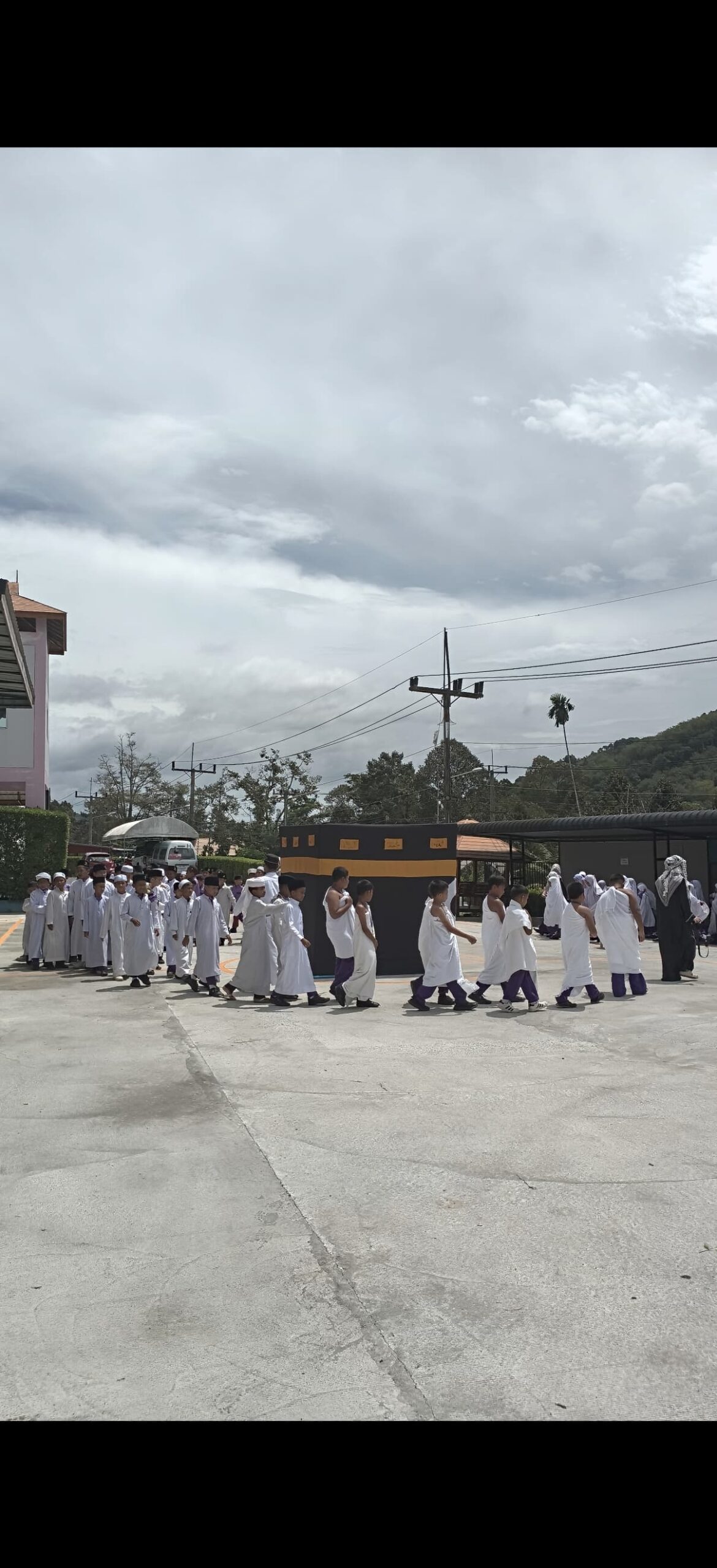 Mahasiswa KKN Internasional UIN Palopo Belajar Disiplin dan Adaptasi Budaya di Sekolah Thailand